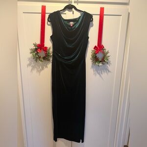 Vince Camuto Velvet Maxi Dress in Deep Green